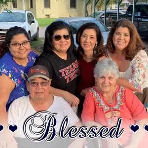 Meet your Posher, Olivia-librado